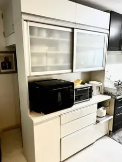 パモウナ　pamouna １６０　食器棚　ソフトクローズ　鏡面白