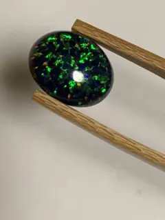 ③ Gilson製合成オパール　3.68ct