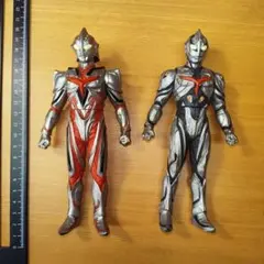 (週休価格)中古ソフビ　ウルトラマンザネクスト　17センチ 2体セット