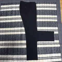 ユニクロ　感動パンツ　ネイビー 紺のサムネイル