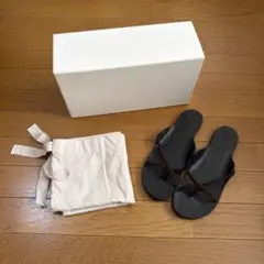 THE ROW ザロウ　フラットサンダル　39のサムネイル