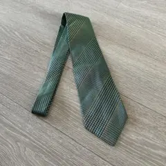 ひ*る様 BALENCIAGA Pour Homme 緑のネクタイのサムネイル
