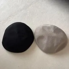 黒とベージュのベレー帽セット