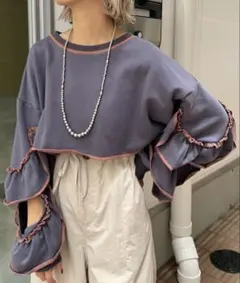 HELLO.SANFRANCISCO カットアウトフリルトップスのサムネイル