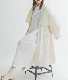 【美品】KBF春秋ロングアウター　オフホワイト　スプリングコート