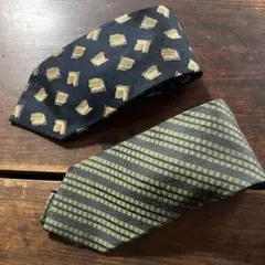イッセイミヤケ 幾何学模様 ネクタイ 2本セット