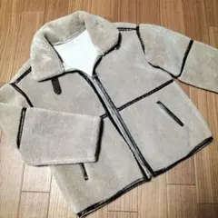 美品ベージュ ボアジャケット 襟付き もこもこ ジャケット アウター 厚手 防寒