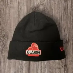 【X-LARGE‪✕‬NEW ERA】ゴリラロゴ ニット帽 ブラック