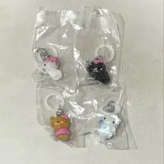 ハローキティ　めじるしアクセサリー　4種セット