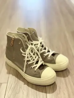 CONVERSE ライト ハイカットスニーカー
