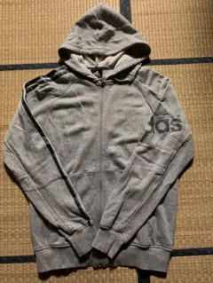 adidas ジップアップパーカー