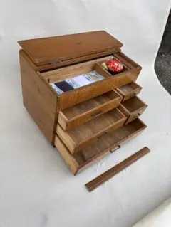 Item thumbnail for item 9ec57013-db7e-46a5-bf67-4422f8703138