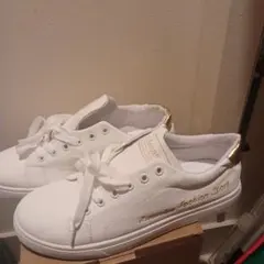 新品 未使用 白スニーカー26.5～27