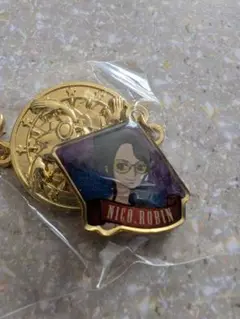 ワンピース　ロビン　キーホルダー