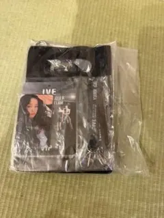 IVE WORLD TOUR SHOW WHAT I AM VIP 落下物付き‼️ - メルカリ