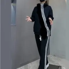 斜めライン　パーカー　サイドラインパンツ　セットアップ　トラックジャケット　海外
