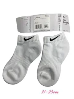 ナイキ　ソックス　ホワイト2足セット　21-23cm