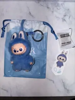 POP MART イニシャルラブブO