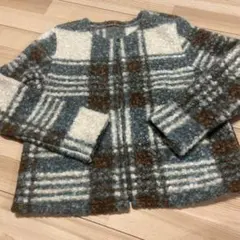 早い者勝ち❣️美品 モコモコ ノーカラージャケット M～Lのサムネイル