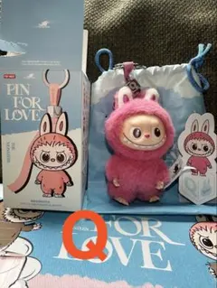 POPMART PIN FOR LOVE ぬいぐるみ ラブブ イニシャル 【Q】