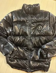 トラップスターブラックダウンジャケット フード付き