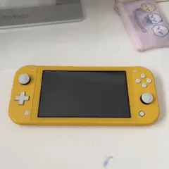 Nintendo Switch Lite イエロー 本体 ピカチュウカバー付 - メルカリ