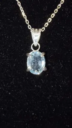 天然石オーバル型ブルートパーズペンダントトップ　アンド　ネックレス