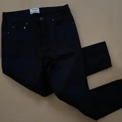 Item thumbnail for item c00bfbcf-f1a3-46cc-ad5a-2105b7fa8a34