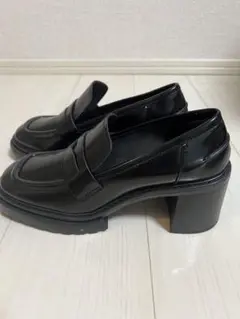 ローファー 革靴