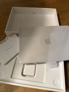 Apple MacBook Air M2 2022 本体のサムネイル