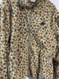 連休値下げ！Nike レオパード柄 フリースジャケット