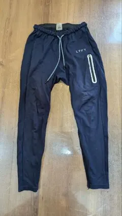 Item thumbnail for item 190ac221-6d2d-4c9b-afa6-79b55520b606