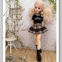 534 リカちゃん服　ロゴ入りオフショルダーTシャツ×3段ギャザースカート