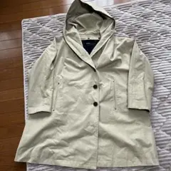 ベージュ フード付き ダブルボタンコート