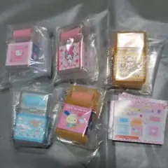 【む-12】全5種 サンリオキャラクターズ ローラー付き消しゴム風キーホルダー