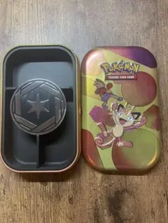 ポケモン海外限定【ミニ缶】仕切り付きダメカンケース【ニャース＆サワムラー】のサムネイル