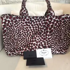 PRADA ハンドバッグ　カナパ　ハート　トート　旅行　使用回数少　美品
