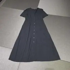 ユニクロ　黒のシャツワンピース 半袖 ロング