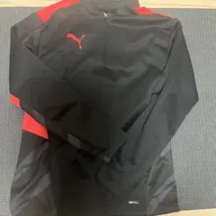 PUMA 長袖ハーフジップピステ ブラック/レッド
