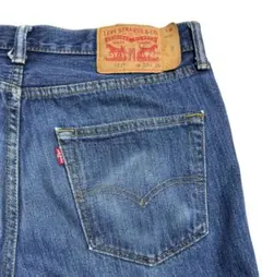 Levi's 501ダークブルー ストレートジーンズ W32 L29早い者勝ち❗️