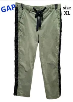 GAP サイドレースつきチノパン ストレッチ