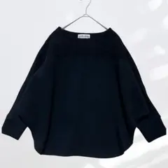 BEARDSLEY フラワーレース　ドルマンプルオーバー　ブラック　Uネック