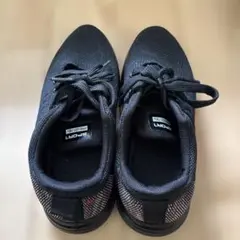 メッシュスニーカー　ウォーキングランニング