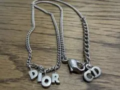 Christian Dior ネックレス シルバーカラー ロゴ