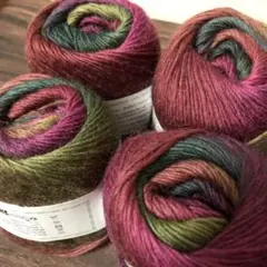 グラデーションウールヤーン4玉パープル×グリーン系大人カラー