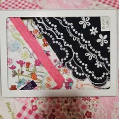 LIBERTYリバティ　Private Labelプライベートレーベル　ハンカチ