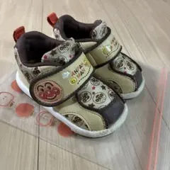 アンパンマン　靴　13cm