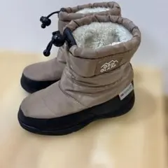 ベージュ スノーブーツ