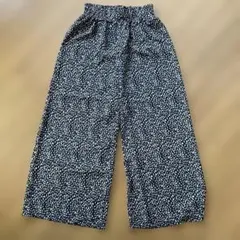 フィフス 黒と白のドット柄 ワイドパンツ Sサイズ