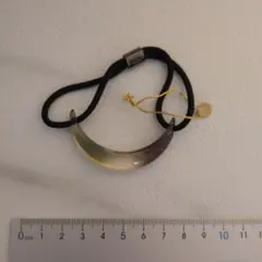 コレットマヌーフ　三日月型 ヘアゴムのサムネイル